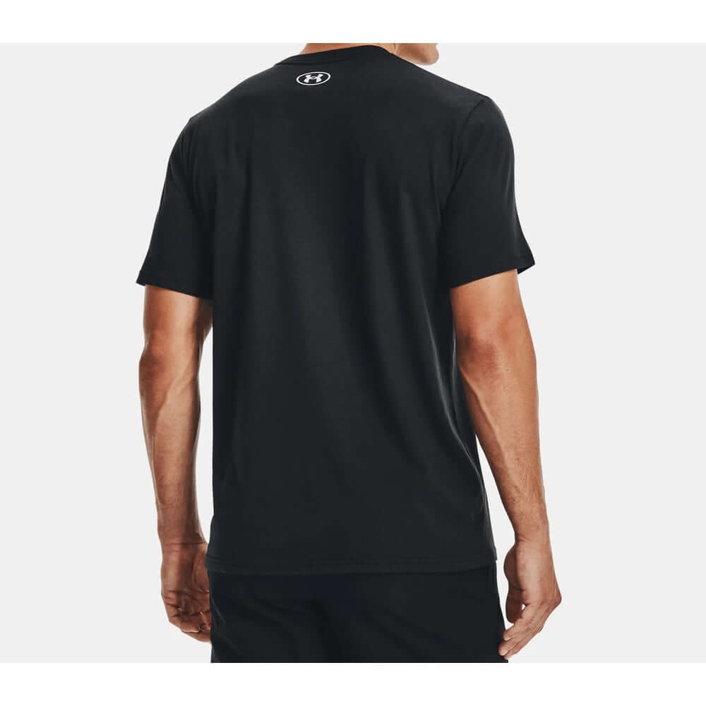 Undefeated Men's T-Shirt - Black - M
